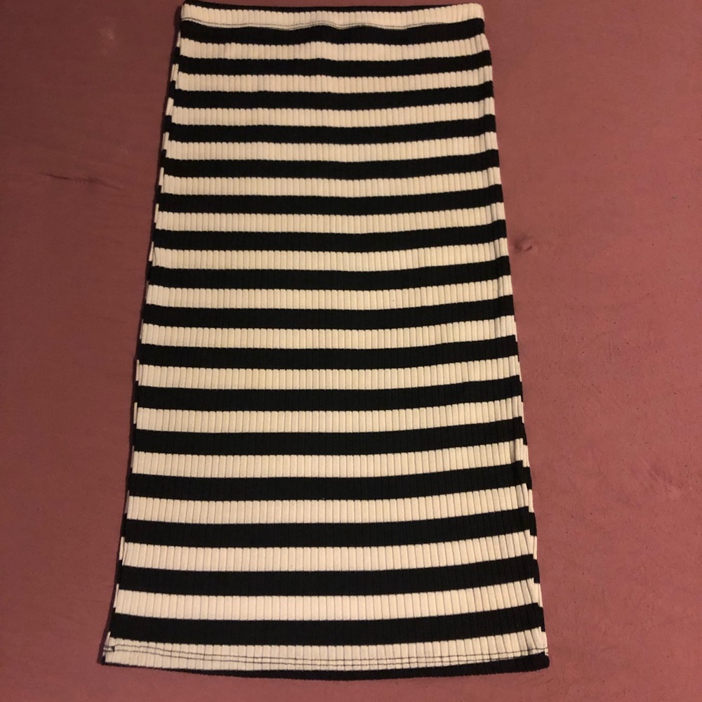 Pencil skirt